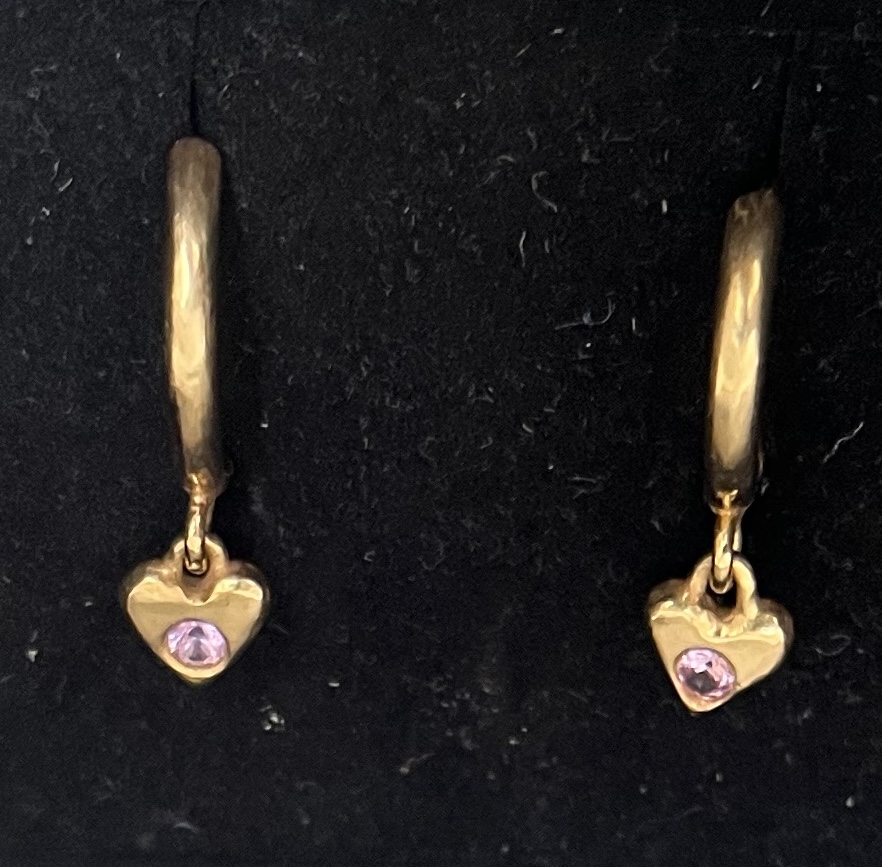 Small dangling heart earrrings with a small pink saphsapphireire in each heart